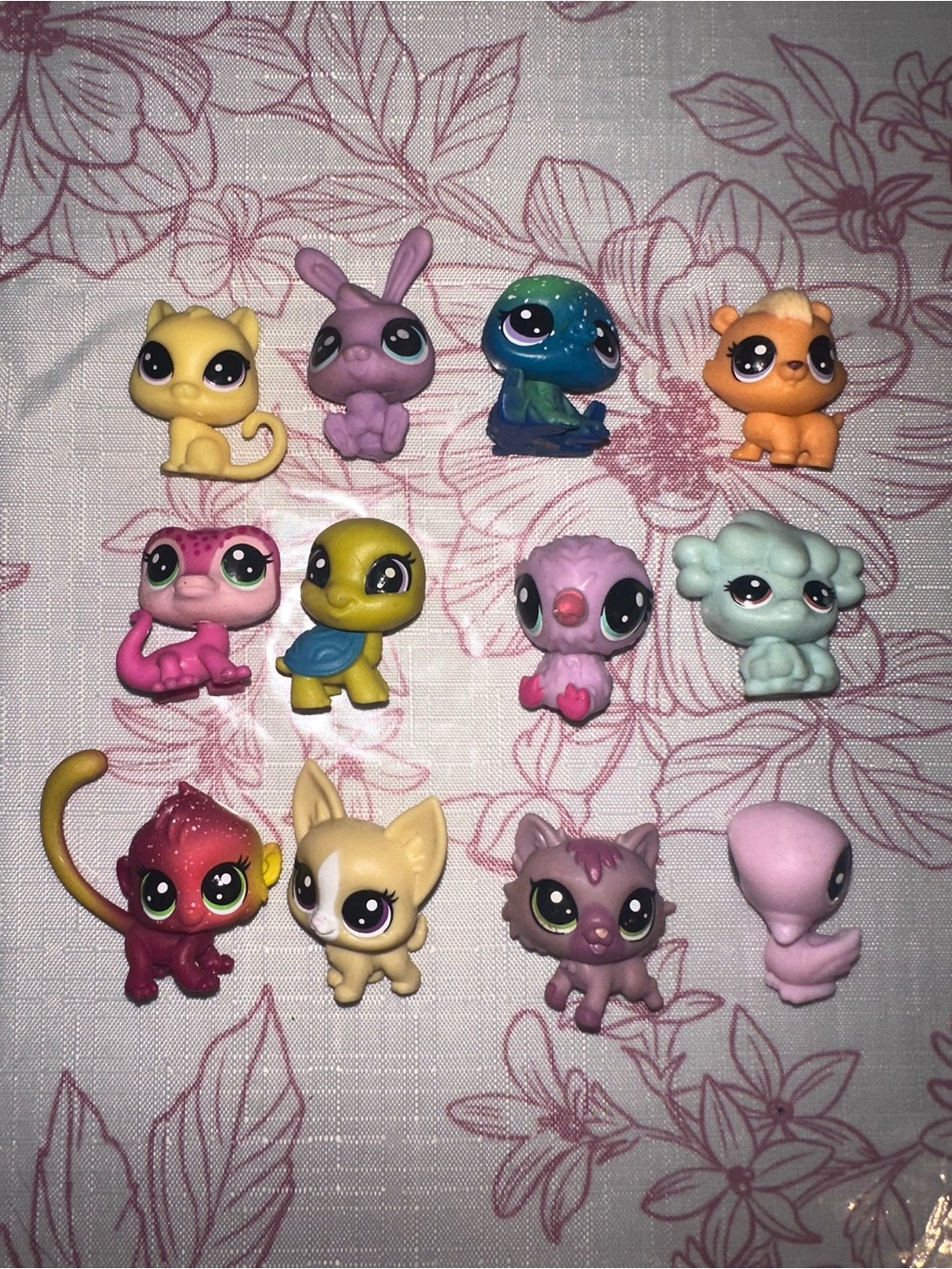 Littlest Pet Shop mini Lot 1